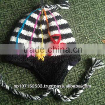 woolen ear hat with this crochet price 180rs 42.11