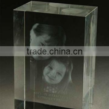 pure crystal 3d laser engraved for family gift R-0146