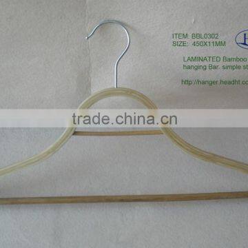 laminated flat bamboo hanger with hanging bar, hot sale hanger and cheap bamboo hanger