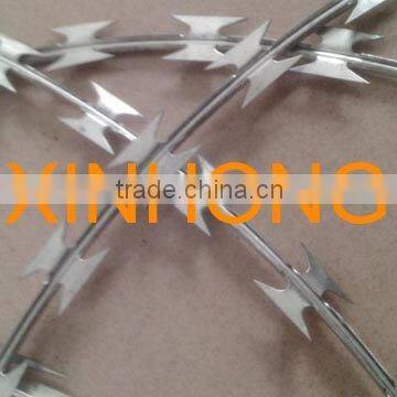 Galvanized razor barbed wire