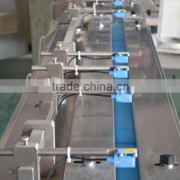 China Kendy Alignment Baffle Type Honey Taste Waffle Packaging Line photo-2
