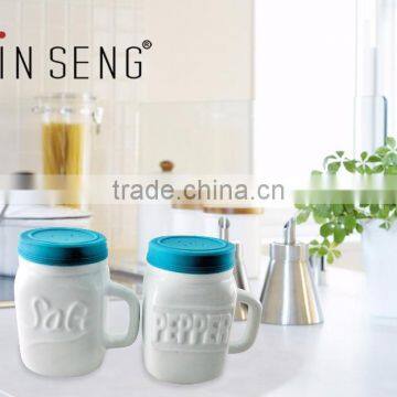 High Quality Spice Dispenser White Ceramic Spice Jar photo-2