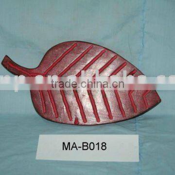 wood lacquer red leaf