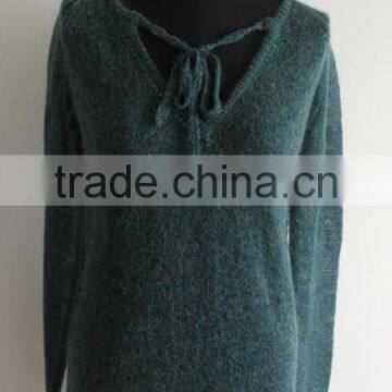 Fashion ladies V neck pullover with bead around neck style