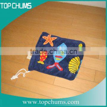 China Manufacturer custom made Beach Towel With Pocket