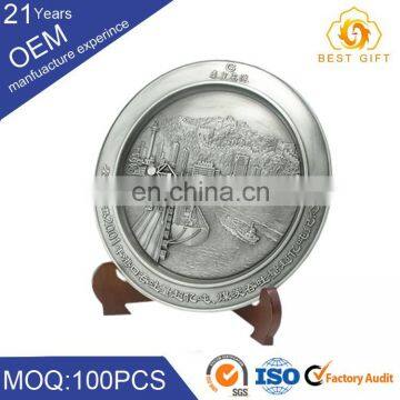 Custom Decoration engraved carving zinc alloy antique bronze 3d round metal award commemorative souvenir plate