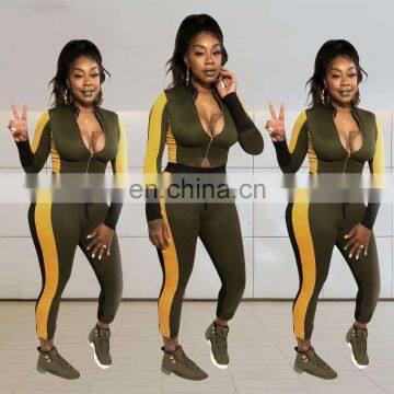 2020 China Factory Blank Velvet Tracksuits for Women New Design Track Suit Tracksuit Custom photo-2