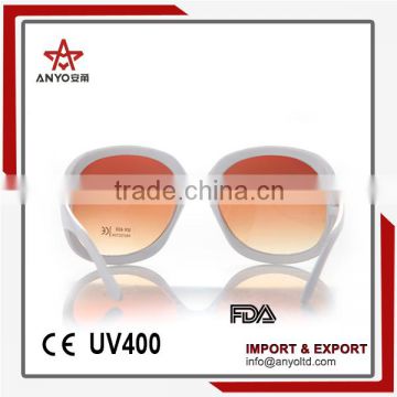 China wholesale good quality new design promotional sunglasses