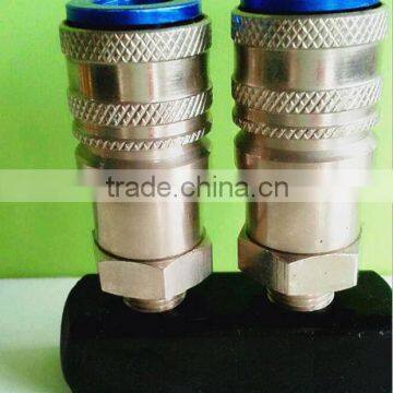 Straight two-way with two brass nitto automatic quick coupling