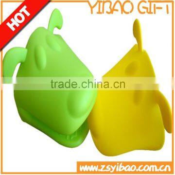 Cartoon design heat resistant animal kitchen silicone gloves