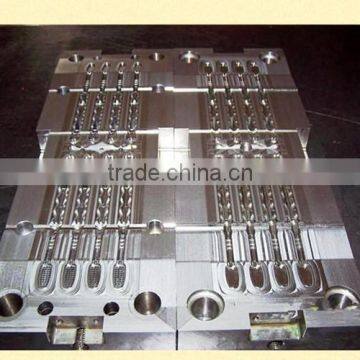 Multicavity High Accuracy Toothbrush Injection Mold