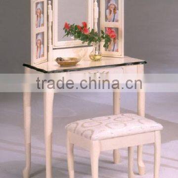 wooden dressing table