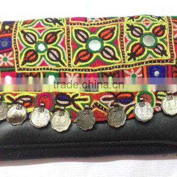 Latest fashioable Banjara leather clutch