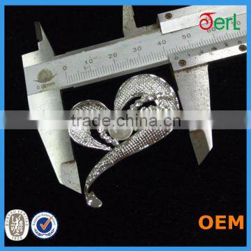 Fashion Design Heart Shape Rhinestone Brooch Pin With Pearls,Brooches and Pins for Wedding Bouquet photo-3