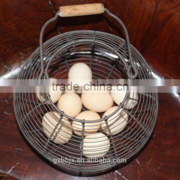 Oval Metal Wire Storage Basket With Wooden Handle photo-3