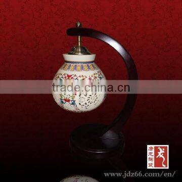 Modern style good quality hollow design chinese porcelain table lamp for home decor