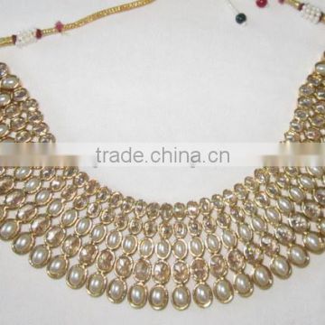 Gold plated Crystal pearl White reverse AD Designer necklace Earring set