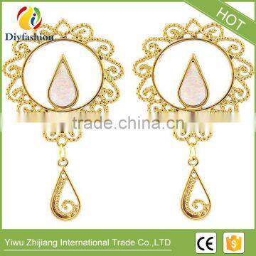 Gold Copper Opal Hollowed-out Flower Long Ear Plug