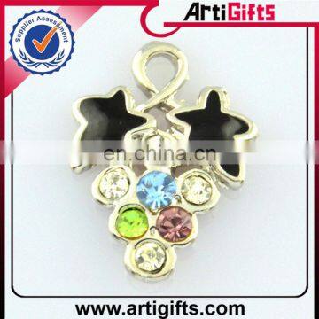 2013 cheap metal pendant designs for women