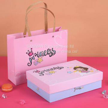 Pink package luxury gift paper box for clothes with handle