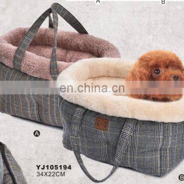 Outdoor Dog Carrier Bag With Handle, Easy to Carry Pet Carrier Bag Warm Soft Dog Cat Bed