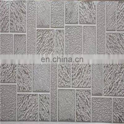 Low Cost Roofing Materials 0.5mm Steel Surface Insulated Interior PU Sandwich Roofing Panel