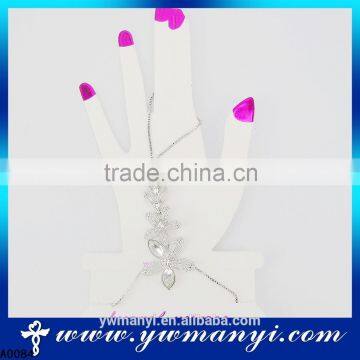 Wholesale Special delicate flower bracelet ring with chain A0084