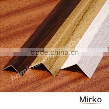 PVC foil for wall skirting