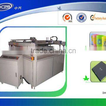 Flat automatic large format screen printer for advertising industry