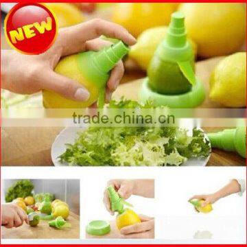 2pc Creative Gift Lemon Juice Sprayer Citrus Lime Orange Spray Squeezer Hand Juicer Juice Maker