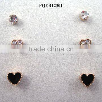 Newest design elegant charm gold plated tiny heart stud earring set