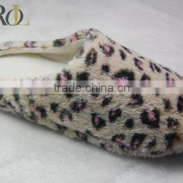 2016 wholesale woman indoor winter slipper shoes leopard PV plush indoor slipper