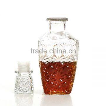 250ml Glass Whisky Bottle With Cork Lid photo-3