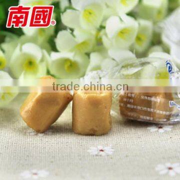 Coconut milk peanut brittle 120g