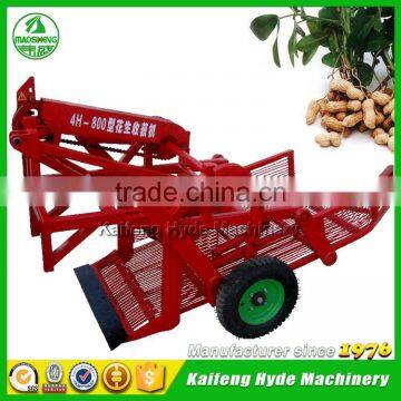 Groundnut peanut plants harvesting sieving cleaning machine