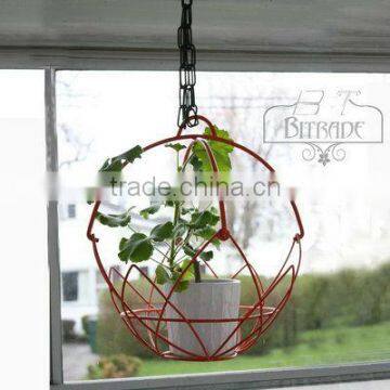 Metal wall plant holder