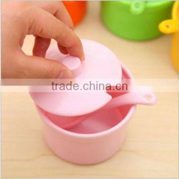 OEM Creative Home Kitchen Plastic 4 Color Spice Box With Plastic Spoons Seasoning Box Supplier In ShenZhen photo-3