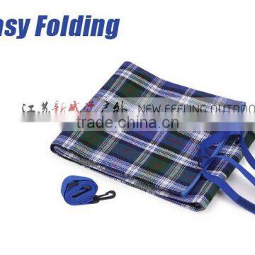TOOTS Factory Outdoor Foldable Fleece Picnic Blanket With Handle photo-2