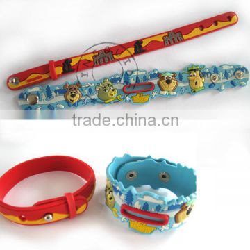 Wholesale 2014 football amazing silicone bracelet with printed logo