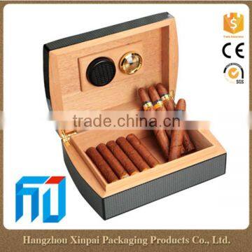 Portable handmade wooden cigar humidor box