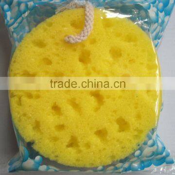 Round shower sponge