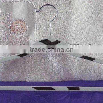anti-slipping flocking hanger