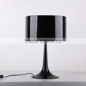 Manufacturer's Premium bedside hotel table lamp