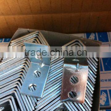 Galvanized and Pvc Coated Connector Brace Corner Bracket Metal Angle photo-2