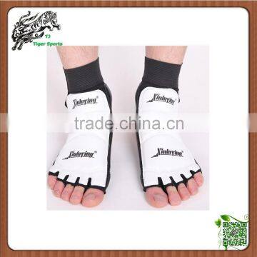 PU leather white taekwondo hand gloves foot gloves