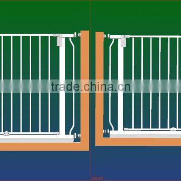 Baby Safety Gate/ Pet friendly gate