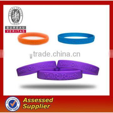 2013 hot sale power Silicone Bracelet with logo printing