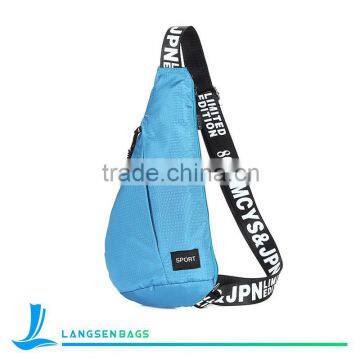 2015 China supplier fashion new design nylon chest bag