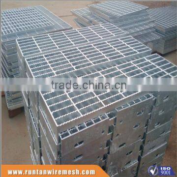 Hot Dipped Galvanized Floor Platform Bar Serrated Walkway Grating (Trade Assurance) photo-3