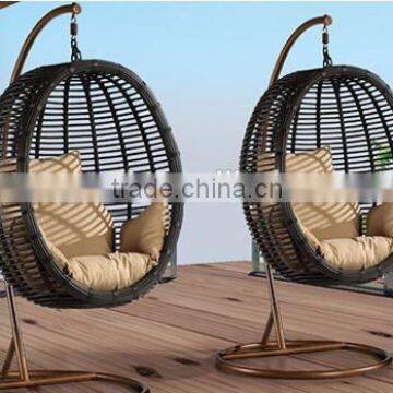 Hanging egg chair